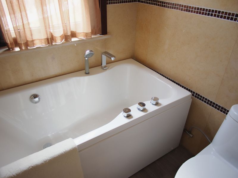 Bathtub Remodeling in Denver County, CO